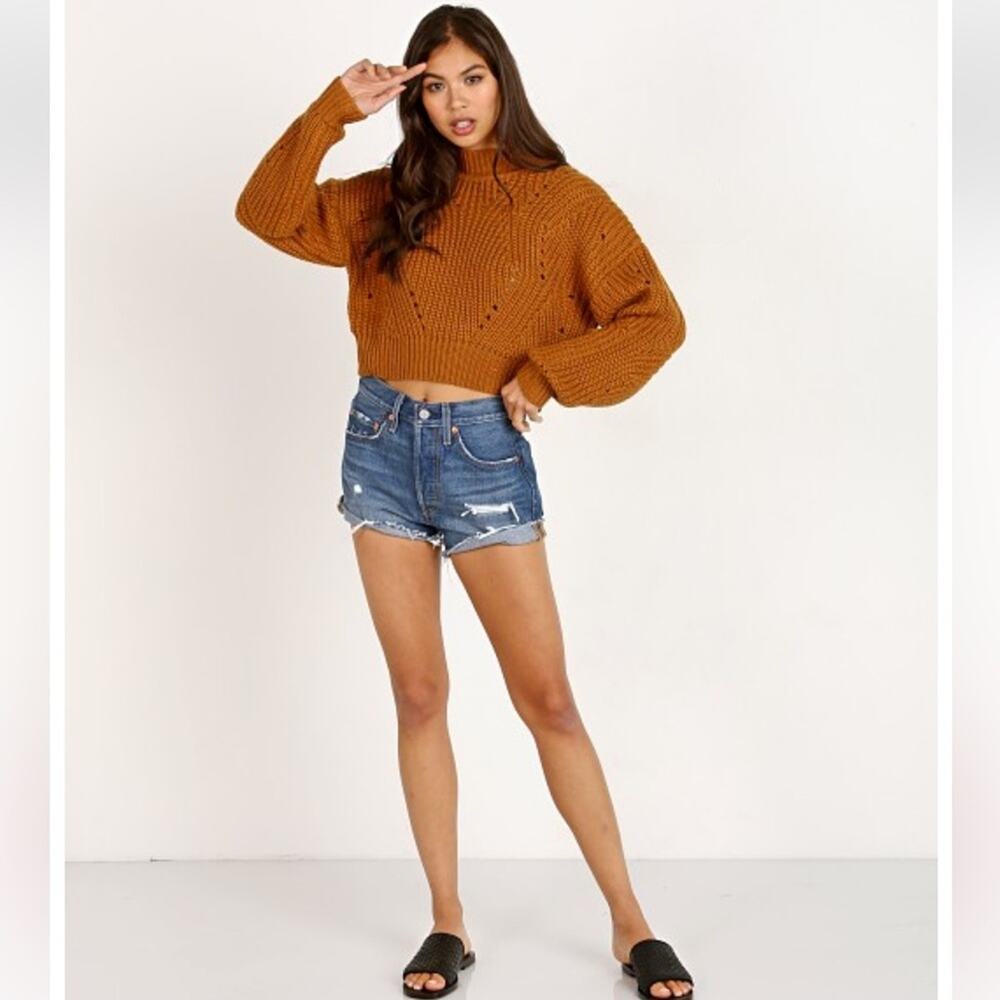 ASTR The Label Women’s Sz Small Carly Sweater in Mustard